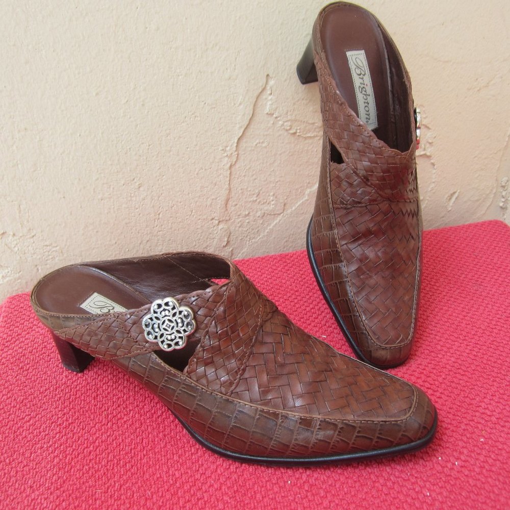 Brighton Mules Twain Brown Leather Upper. 8 1/2 Medium